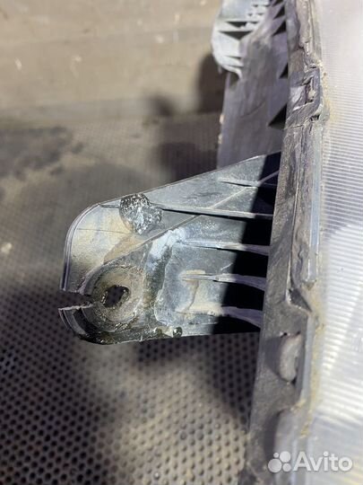 Фара левая Рекстон 1 SsangYong Rexton Y200