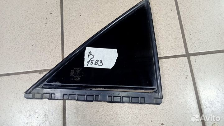 Форточка задней правой двери Камри XV30