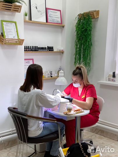 Мастер ногтевого сервиса зжм