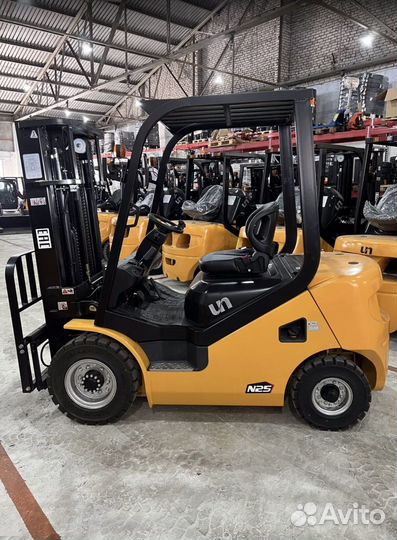 Вилочный погрузчик UN Forklifts FD25, 2023