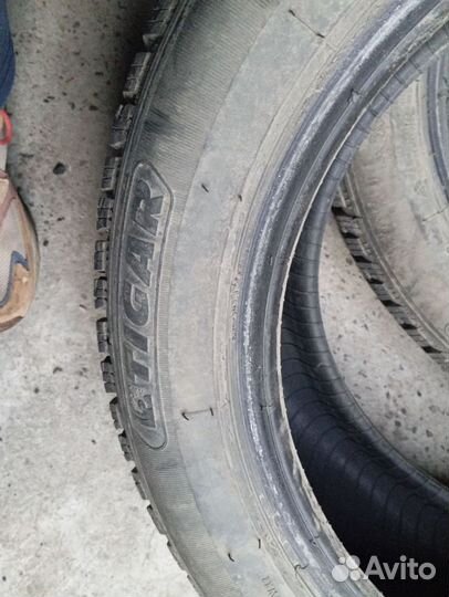 Tigar Ice 215/55 R16