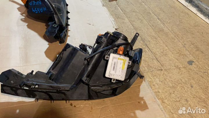 Фара правая ксенон в сборе Mazda 3 BK хэтчбек