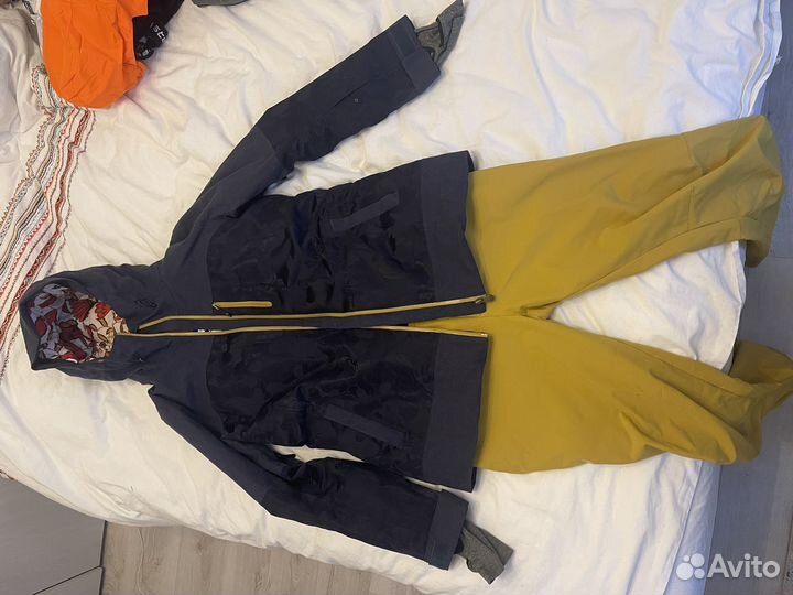 Горнолыжный комплект женский