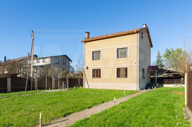 Дом 365 м² на участке 12 сот. на продажу в Кисловодске | Купить дом в ...