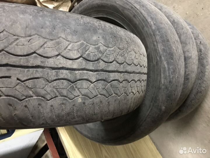 Yokohama Parada Spec-X 225/65 R17