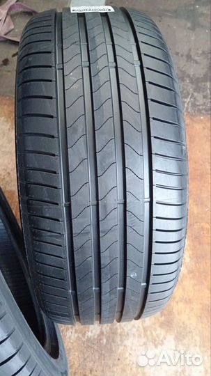 Bridgestone Turanza 6 275/45 R21 и 315/40 R21 111Y