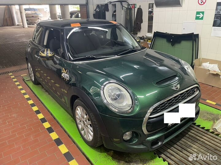 Лобовое стекло Mini Cooper R56 полный обогрев