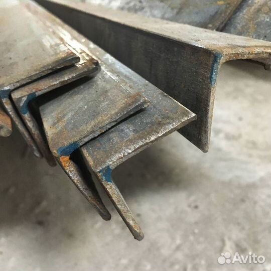 Уголок стальной 40х40х4