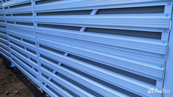 Забор из евроштакетника