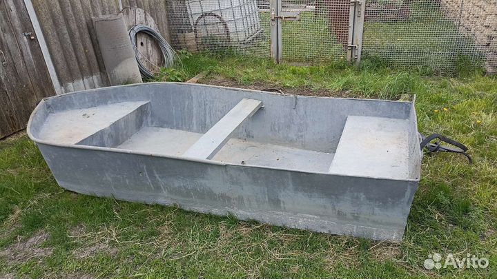 Продам лодку