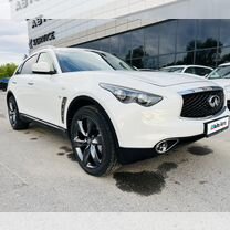 Infiniti QX70 3.7 AT, 2017, 32 000 км, с пробегом, цена 3 249 000 руб.