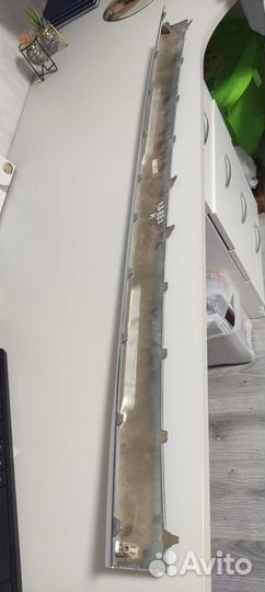 Молдинг на передний бампер