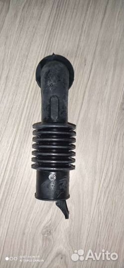 Патрубок заливной Ariston Indesit 066183 C00066183