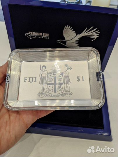 Уникальная 3D монета - Фиджи 1 доллар 2016 Орел