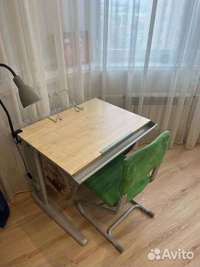 Растущая парта и стул дэми