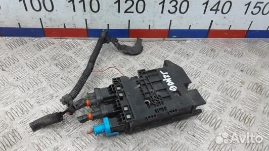 Блок бортовой сети (блок управления BCM) renault f