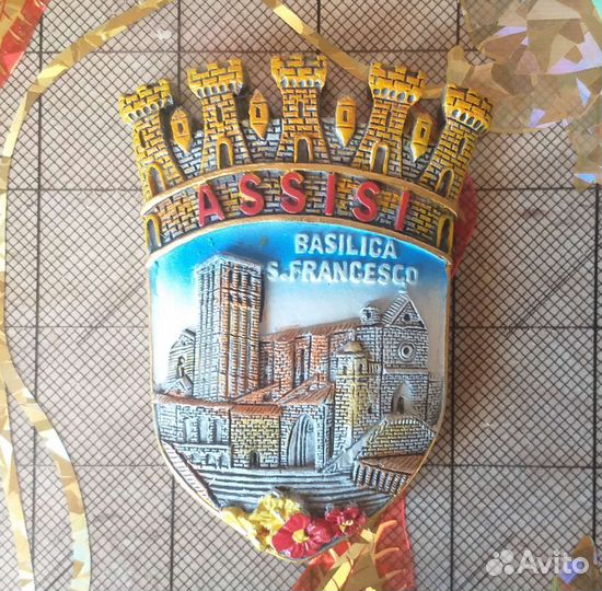 Магниты на холодильник из разных стран