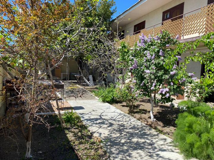 Дом 300 м² на участке 5 сот.