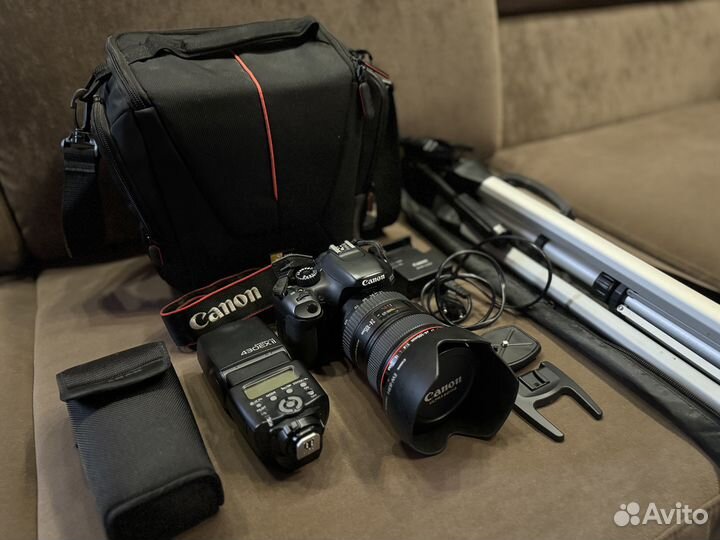Зеркальный фотоаппарат canon eos 550d +Объектив EF