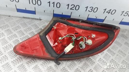 Фонарь задний правый toyota RAV 4 ZSA3 (KBG01MY01)