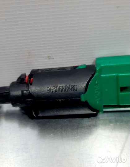 Датчик педали тормоза Peugeot 308