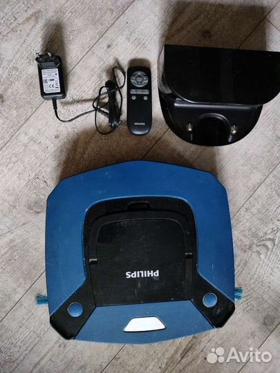 Робот пылесос philips