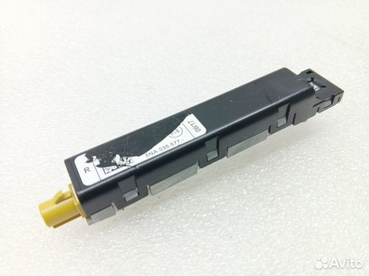 Антенна задняя правая Volkswagen Tiguan 2 1.6D DGD