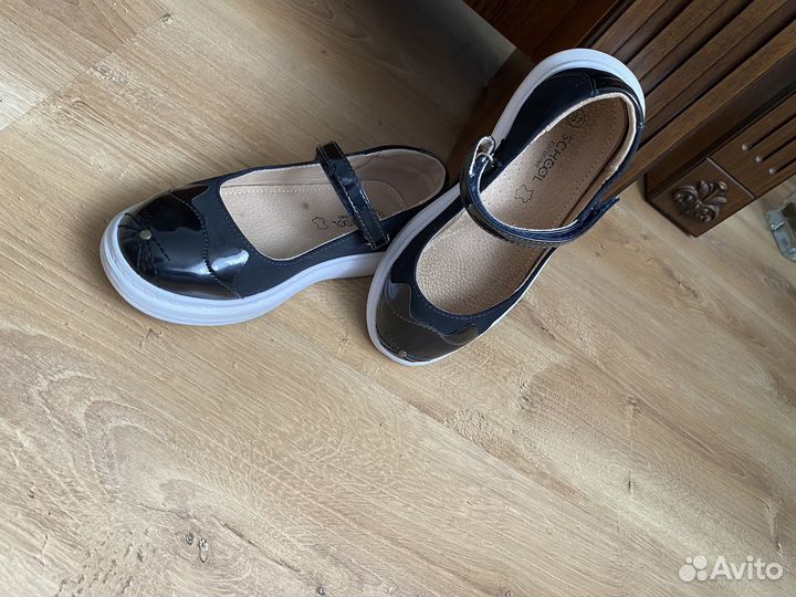 Туфли на девочку 31