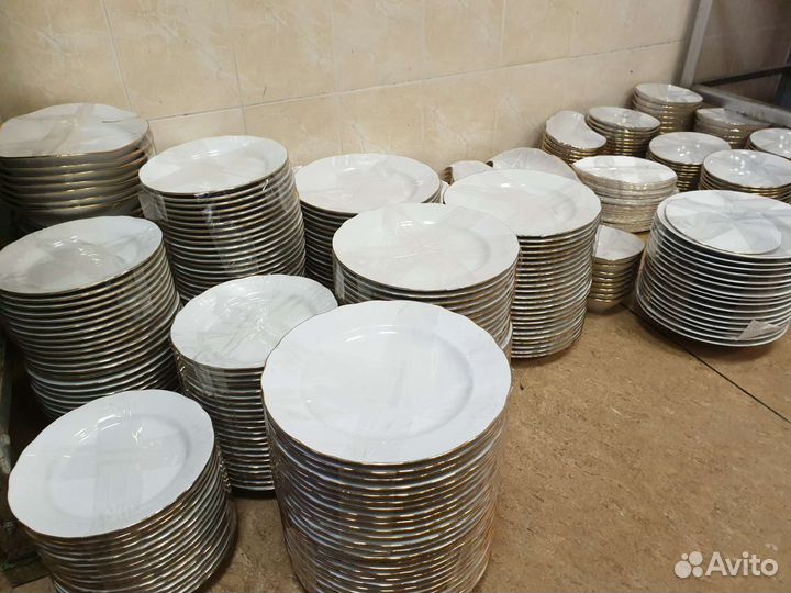 Набор столовой посуды новый для банкетов на 100 ч