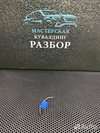 Фишка 4B0971832 Volkswagen polo 5 (67)