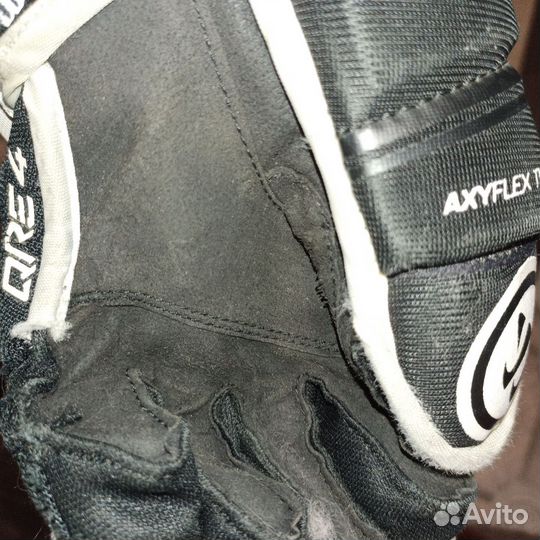 Краги хоккейные размер 10 детские б/у