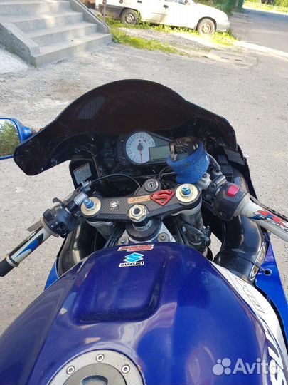 Сузуки джиксер 600 2002год