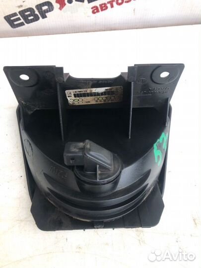 Стоп-сигнал Renault Logan седан 1.4 K7JA710 2013