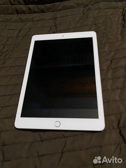 iPad 6 поколение 32gb Ростест модель A1893