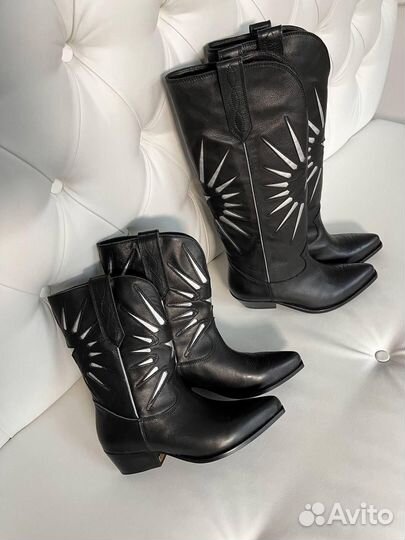 Казаки низкие Isabel Marant