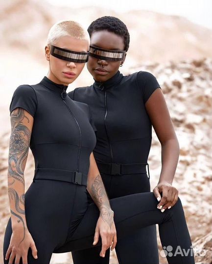 Костюм для фитнеса женский