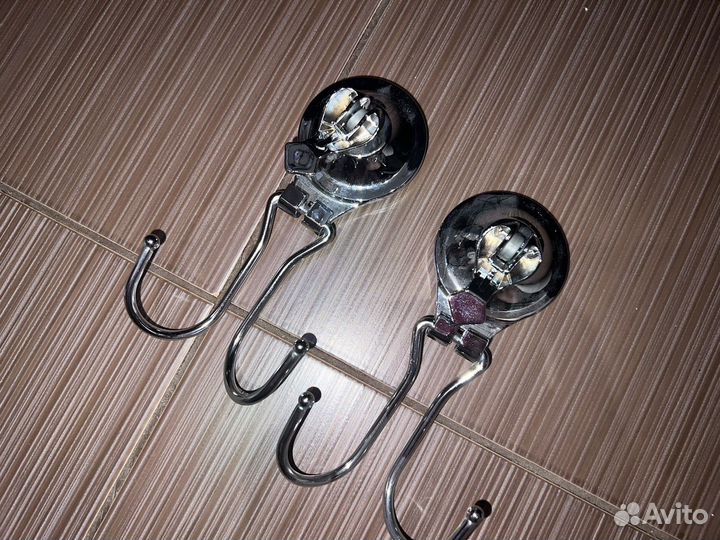 Крючки для полотенец