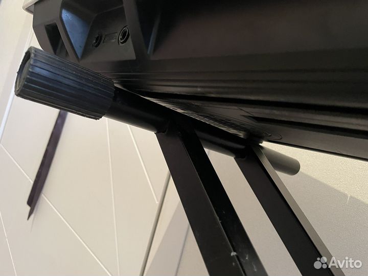 Подставка под цифровое пианино