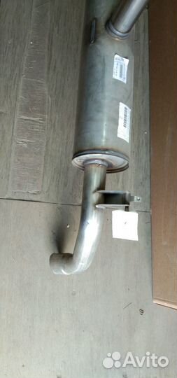 Задний дополнительный глушитель