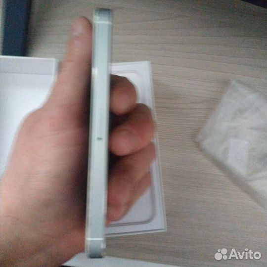 iPhone 5S, 16 ГБ