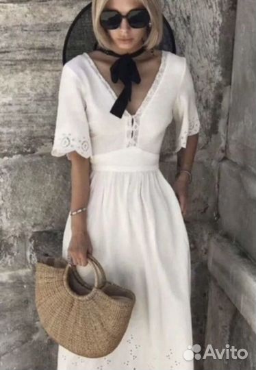 Платье белое Zara шитье