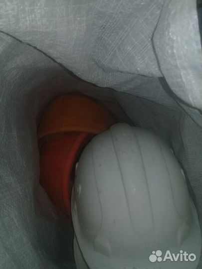 Каски строительные б.у