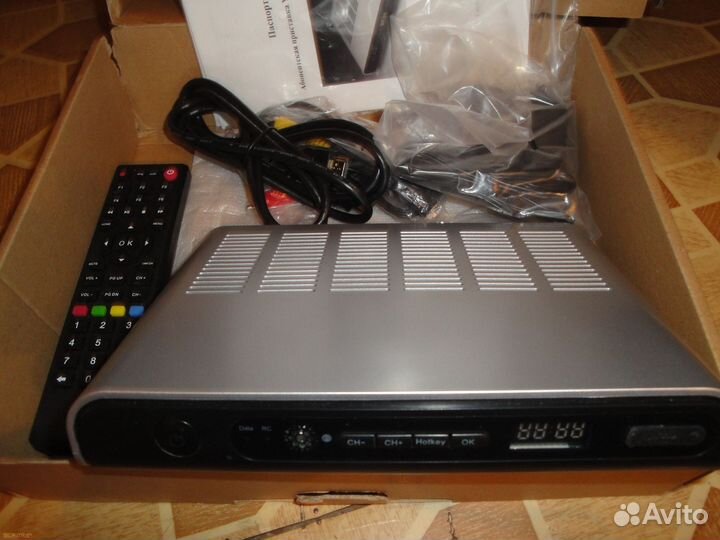 Тв приставка iptv Ростелеком Yuxing 6916A