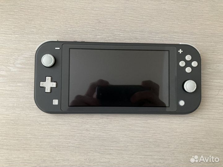 Nintendo switch lite (Прошитая )