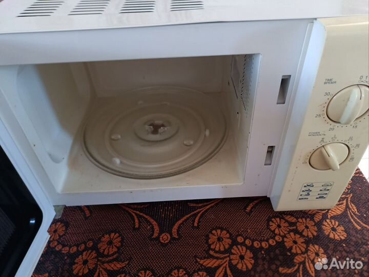 Микроволновая печь Elenberg