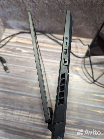 Acer nitro 16, 7840hs, 4060, 16gb, 1tb