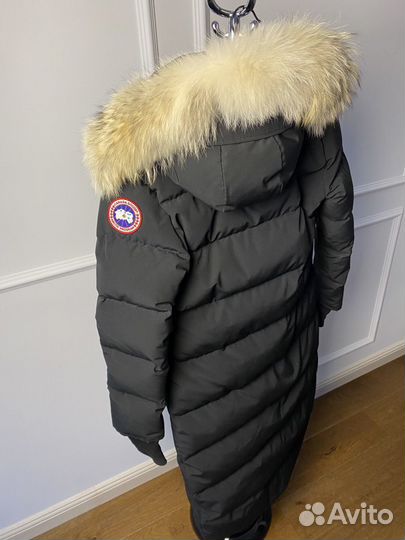 Пуховик зимний длинный женский Canada Goose