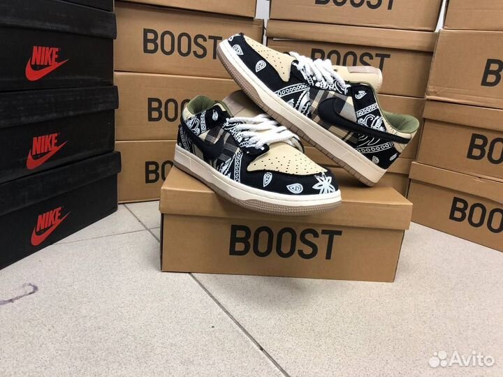 Кроссовки Nike sb dunk travis scott