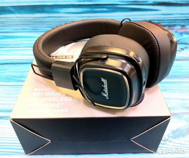 Беспроводные накладные наушники