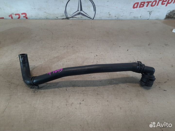 Патрубок Mercedes C200 W204 271.950 2008